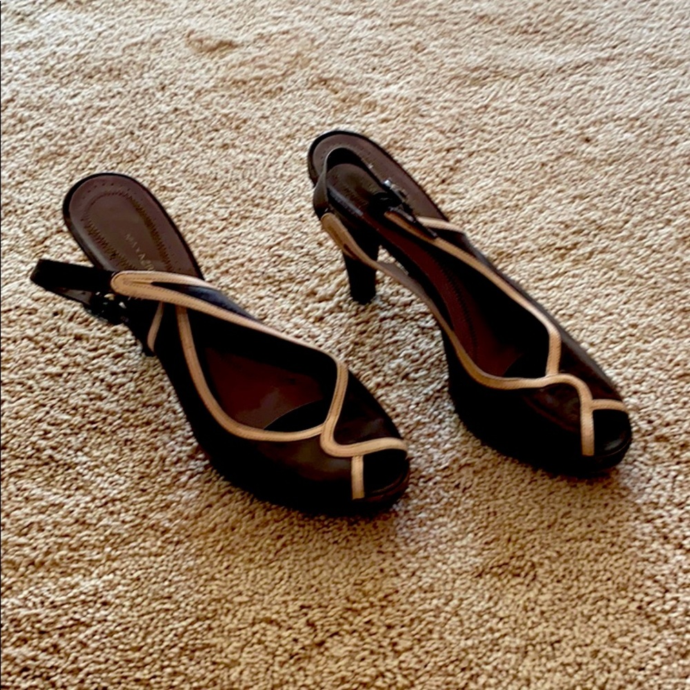 BCBG Maxazria sling back heels